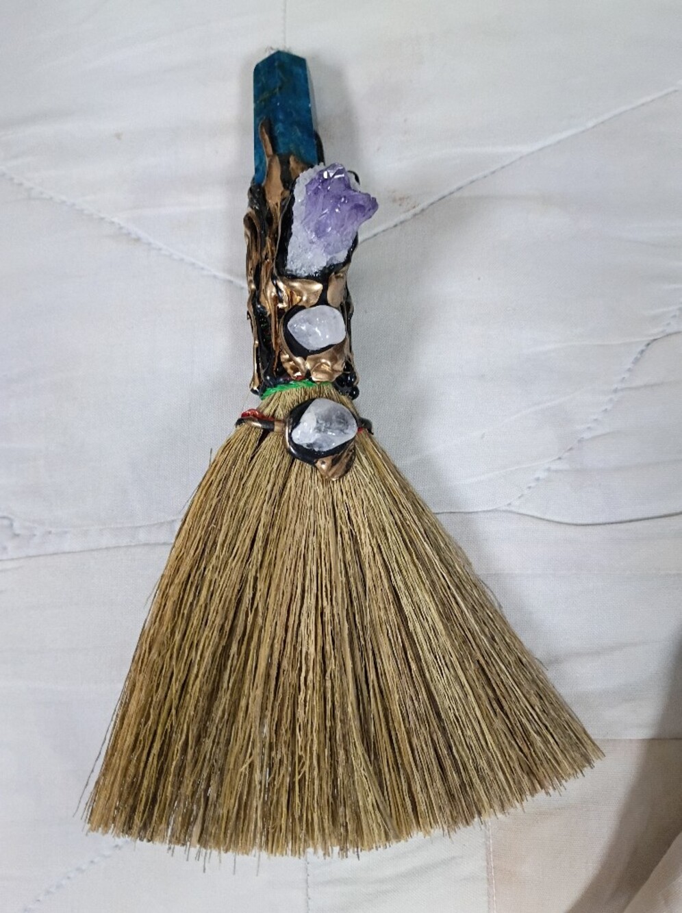 Handmade Natural Straw Tassel Accessory with Amethyst and Clear Quartz
